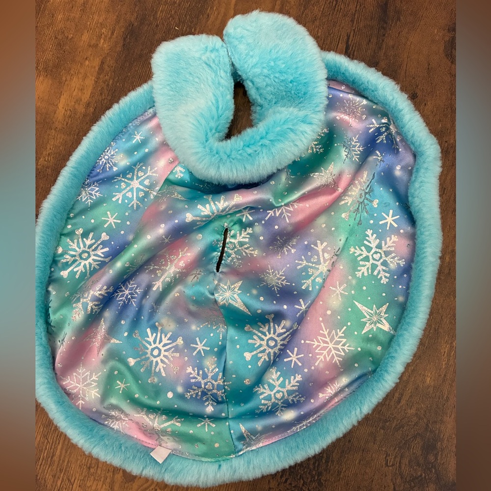 Build A Bear Glisten Blue Snowflake Cape